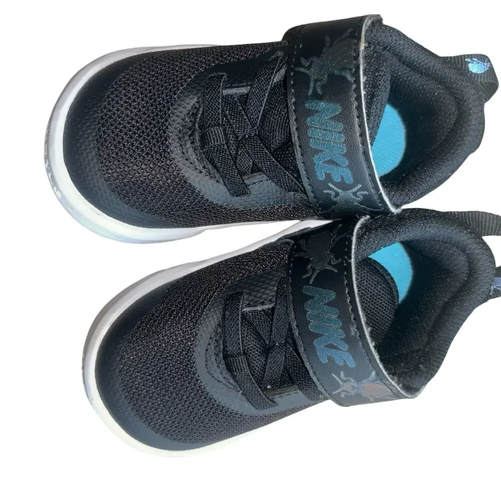 Nike Toddler Sneaker Shoe EUC Nike Team Hustle D 10 Lil Bugs